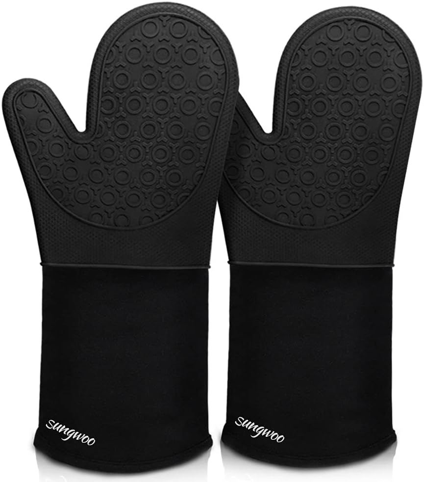 sungwoo Extra Long Silicone Oven Mitts, Heat Resistant Oven Gloves with Quilted Liner Non-Slip Textured Grip Perfect for BBQ, Baking, Cooking and Grilling – 1 Pair 14.6 Inch Black