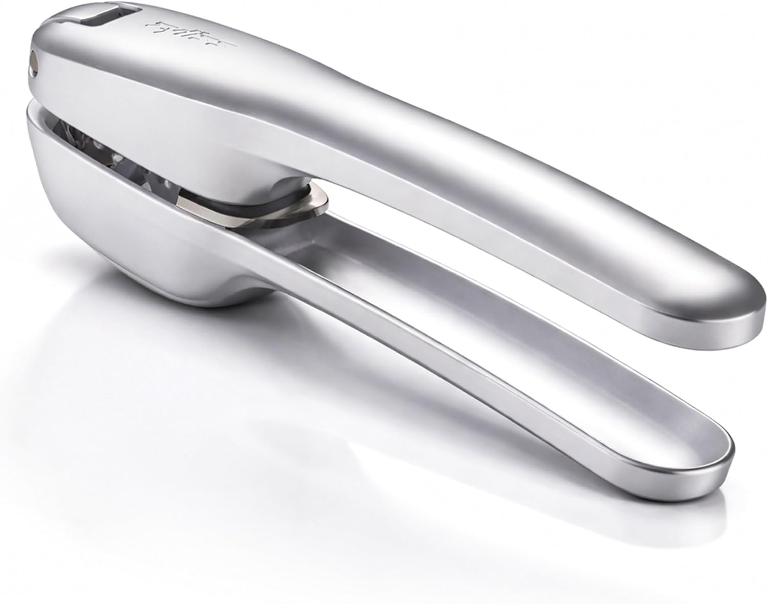 Zyliss Susi 4 Garlic Press – Garlic Crusher for Efficient Mincing – Odor-Free Hands – Large Chamber Made of Durable Stainless Steel – Mess-Free Kitchen Gadget – PFAS-Free Non-Stick Coating – Silver