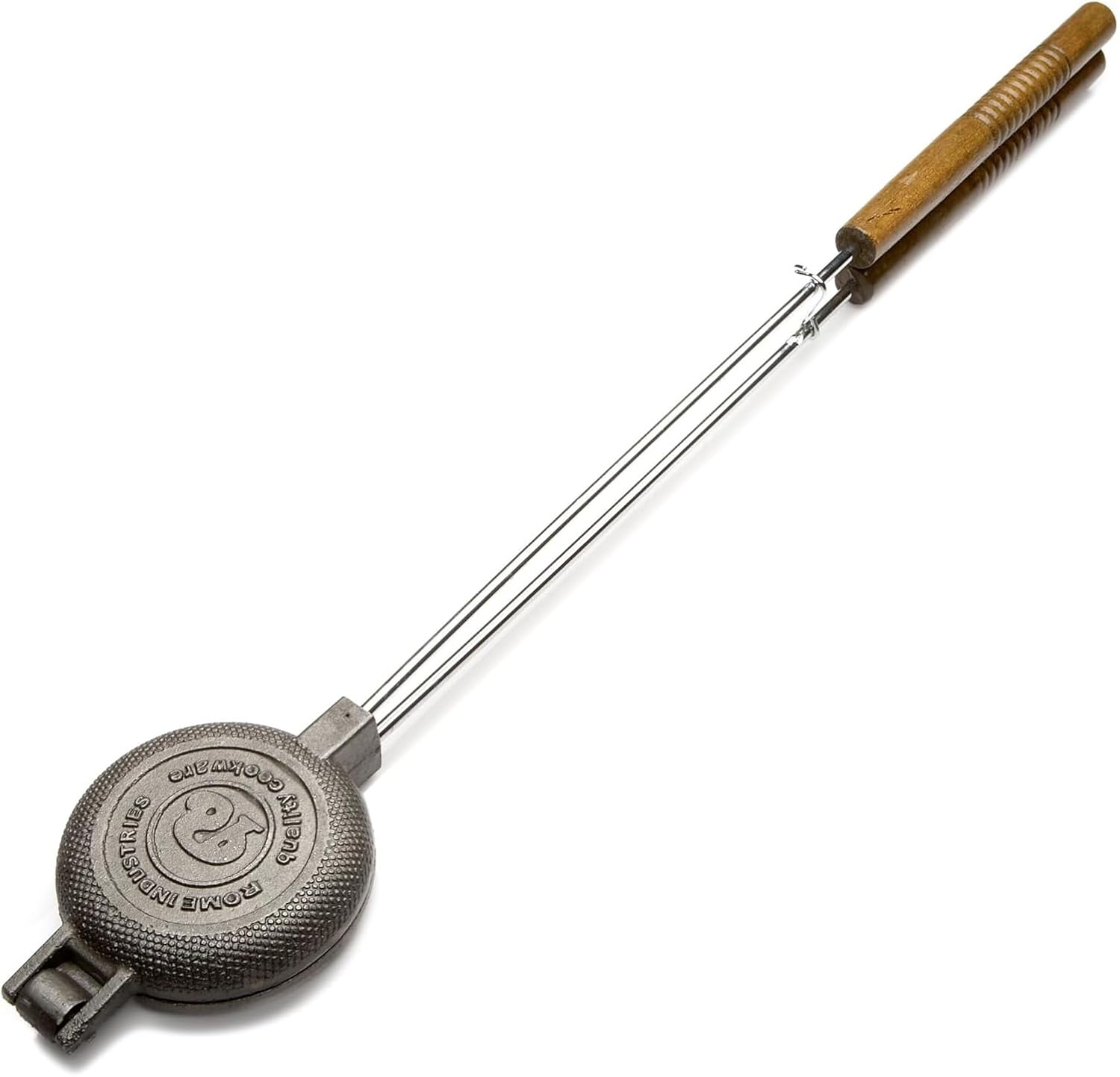 Rome’s Round Pie Iron with Steel and Wood Handles | camping-kitchen-equipment